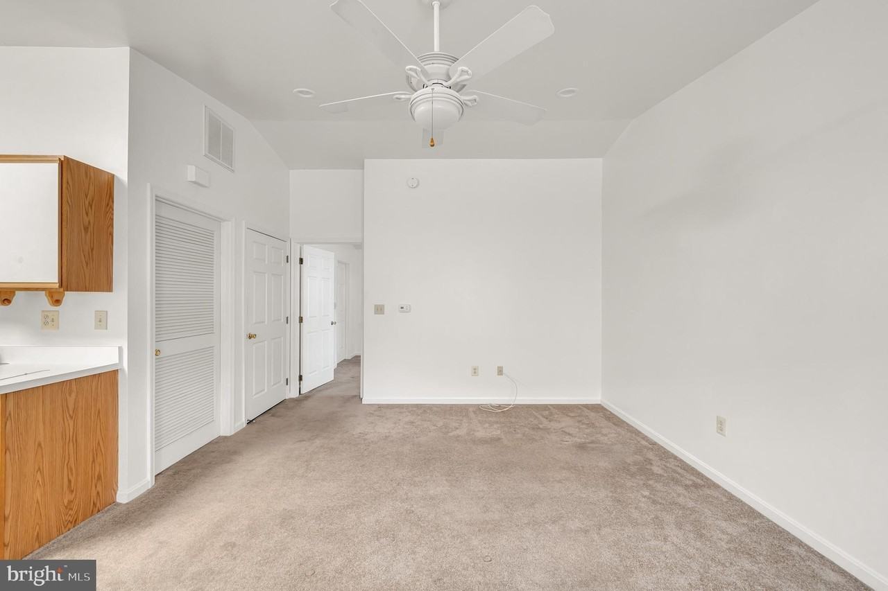 1830 Vincenza Dr Apt H #H - Photo 6 of 13