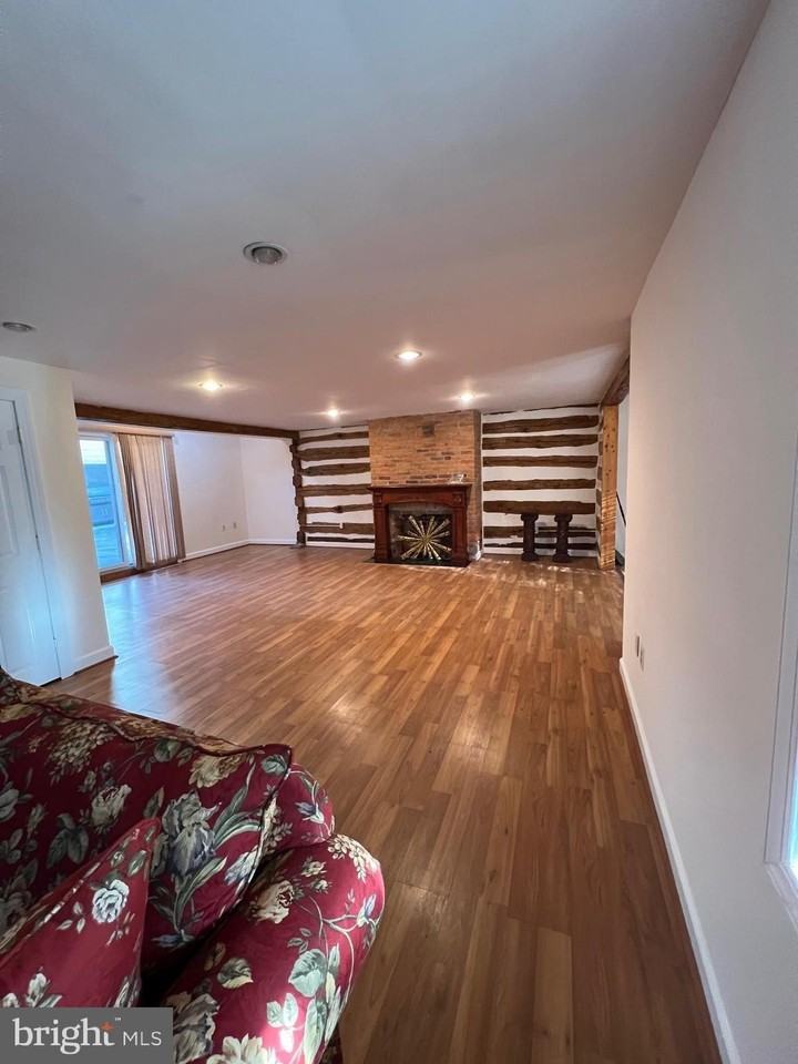 2834 E Boss Arnold Rd Unit A - Photo 4 of 16