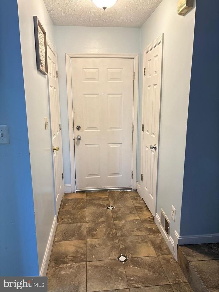 7148 Natures Rd - Photo 6 of 29