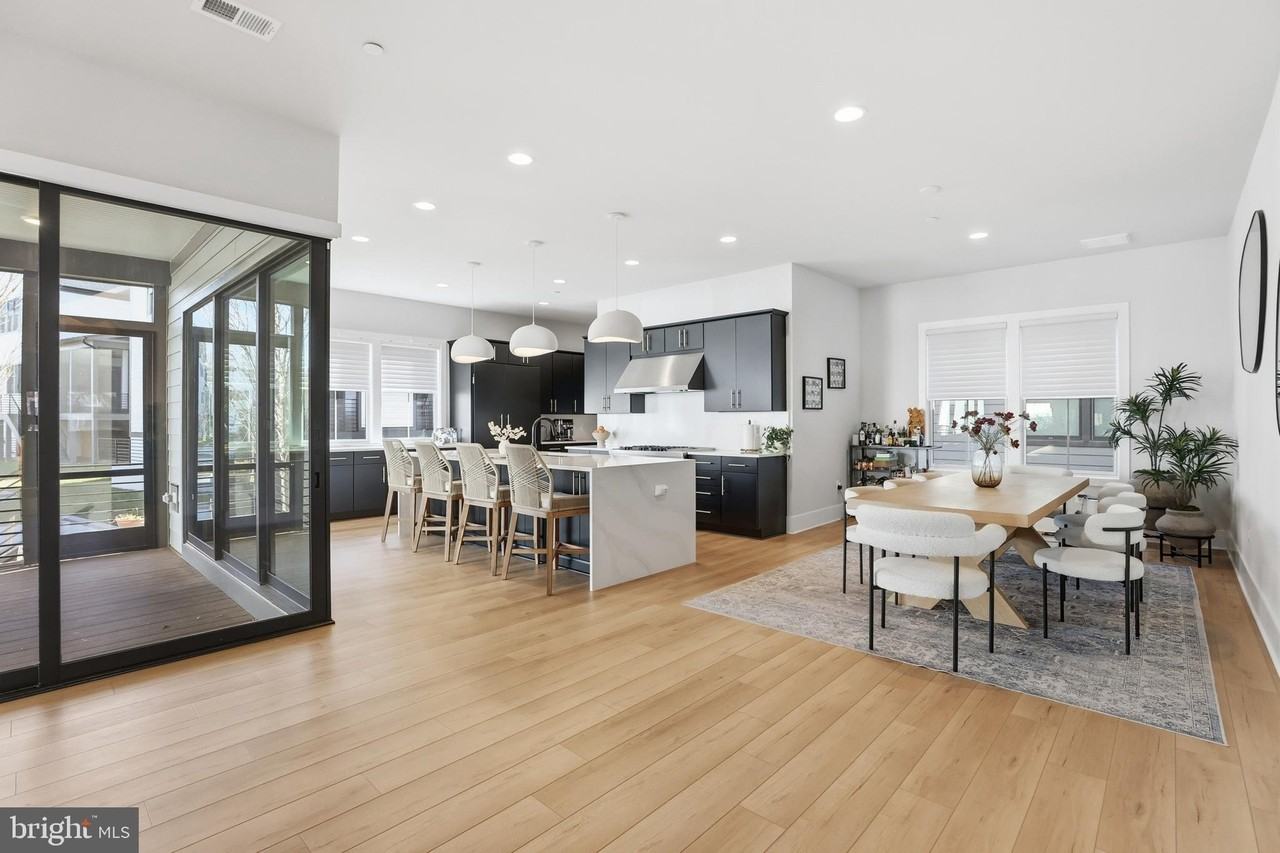 9725 Lantana Way - Photo 2 of 50