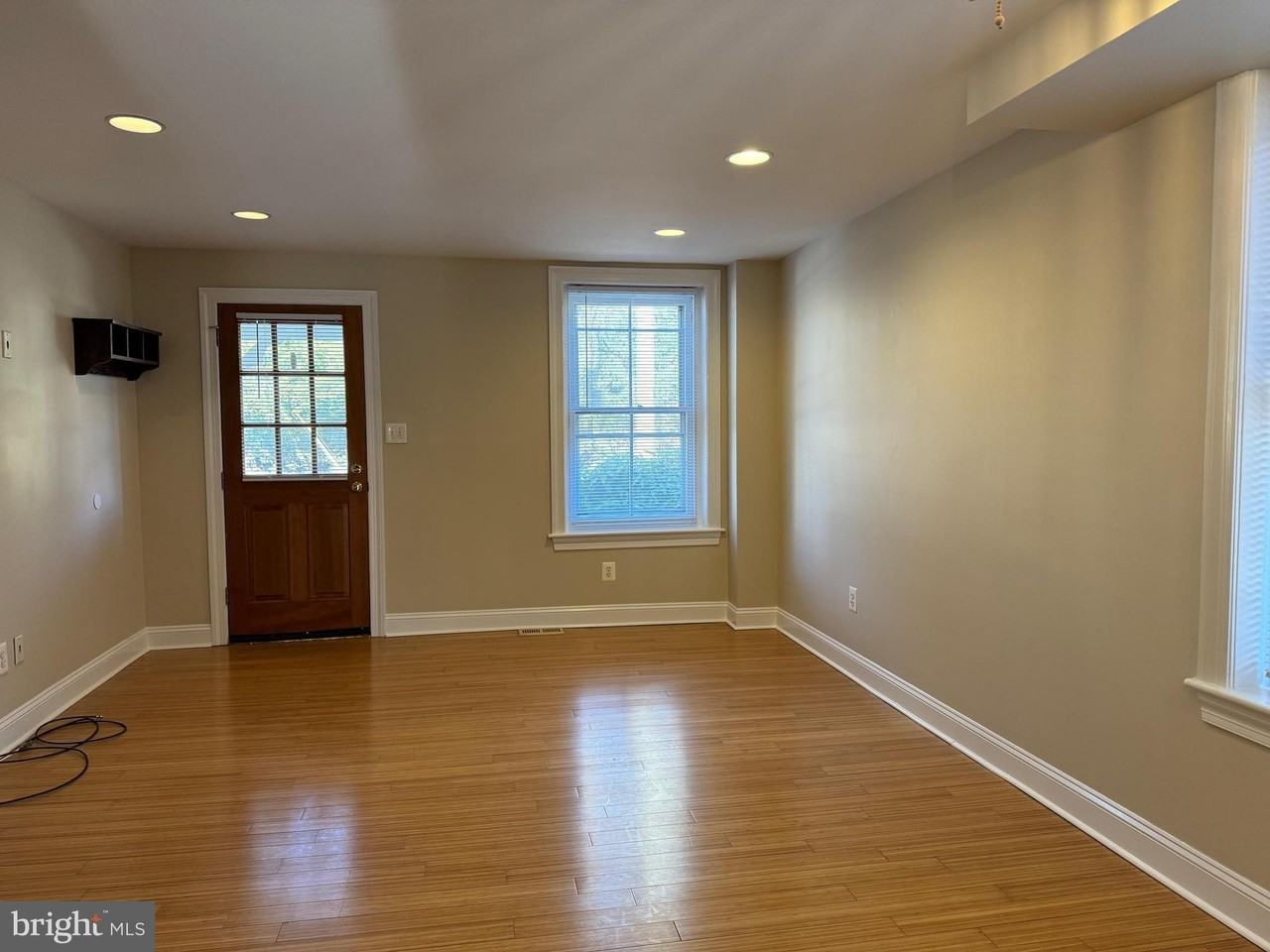 444 Washington Ave - Photo 3 of 24