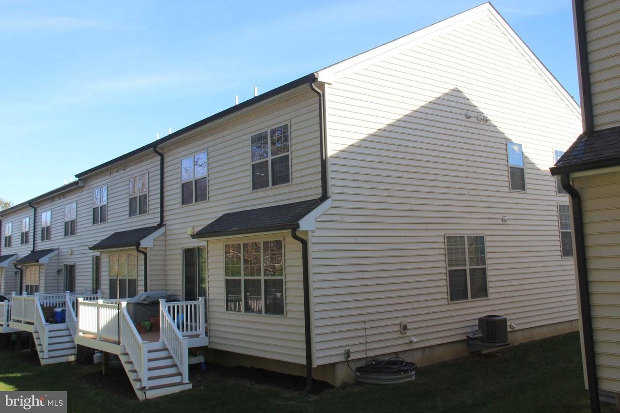 4 Stonehaven Cir - Photo 2 of 16