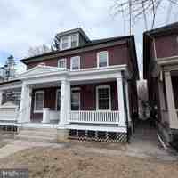 featured image of 235 Park Ave