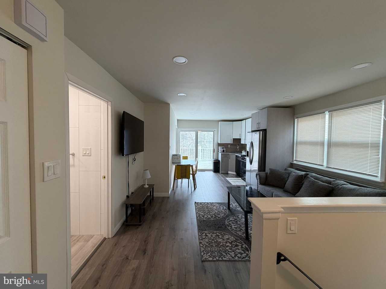 1515 Marcy Pl Unit B #B - Photo 4 of 39