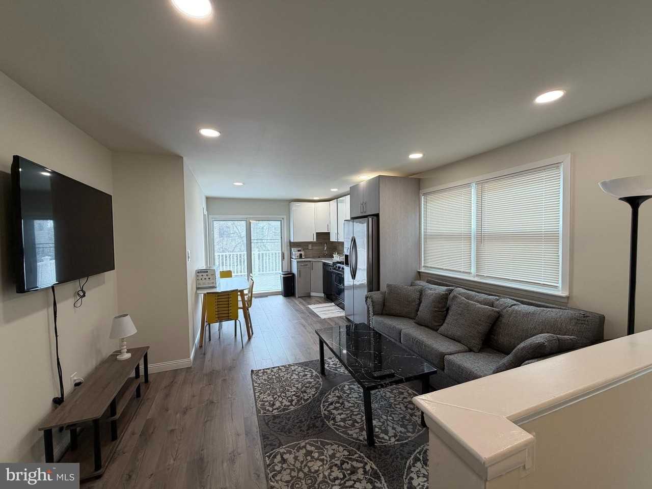 1515 Marcy Pl Unit B #B - Photo 7 of 39