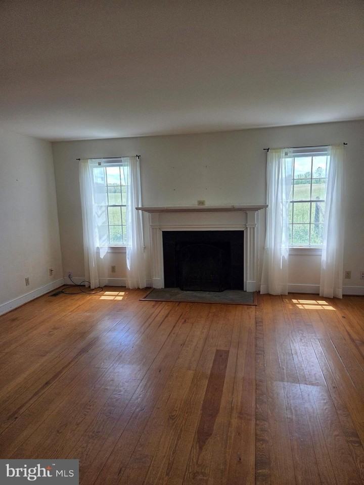 2565 Crenshaw Rd - Photo 6 of 14