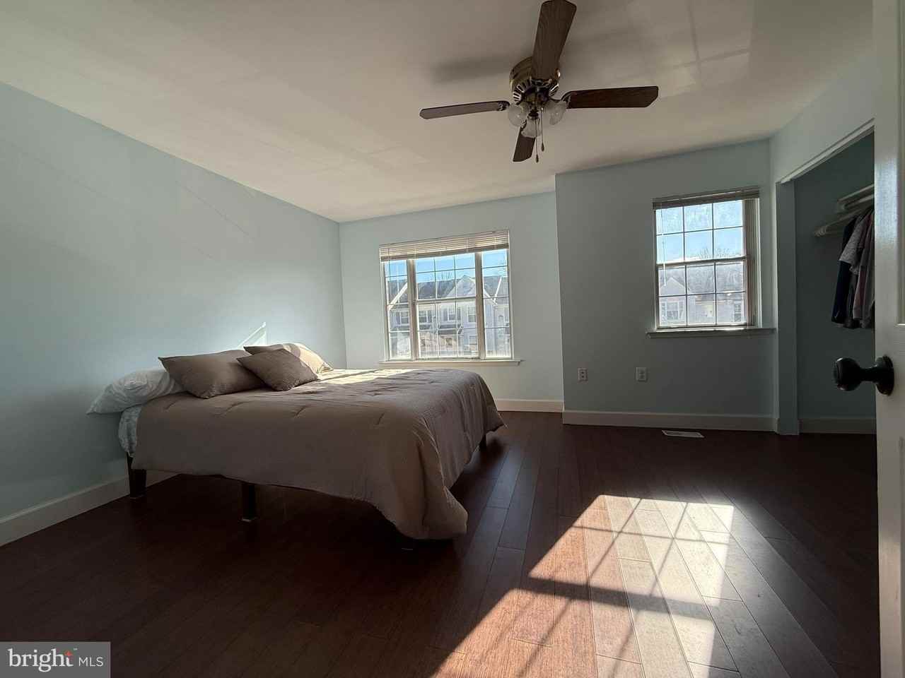 8702 Village Green Ct - Photo 7 of 14