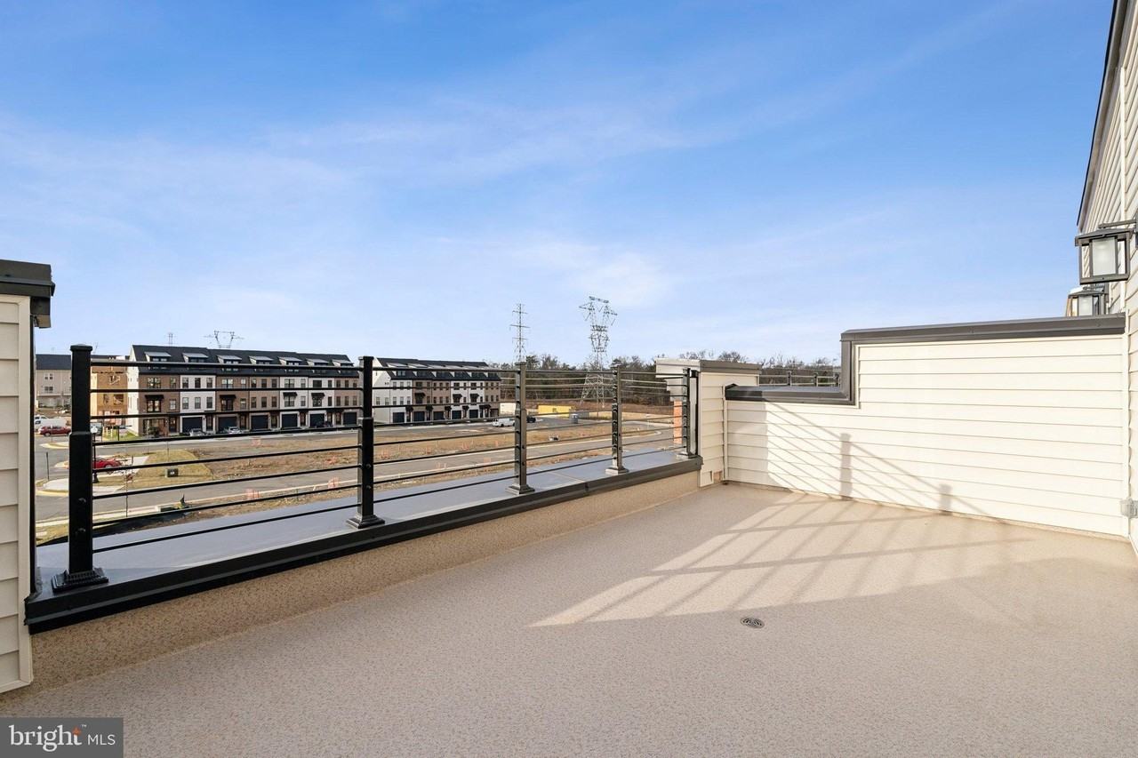 22798 Tawny Pine Sq - Photo 6 of 25