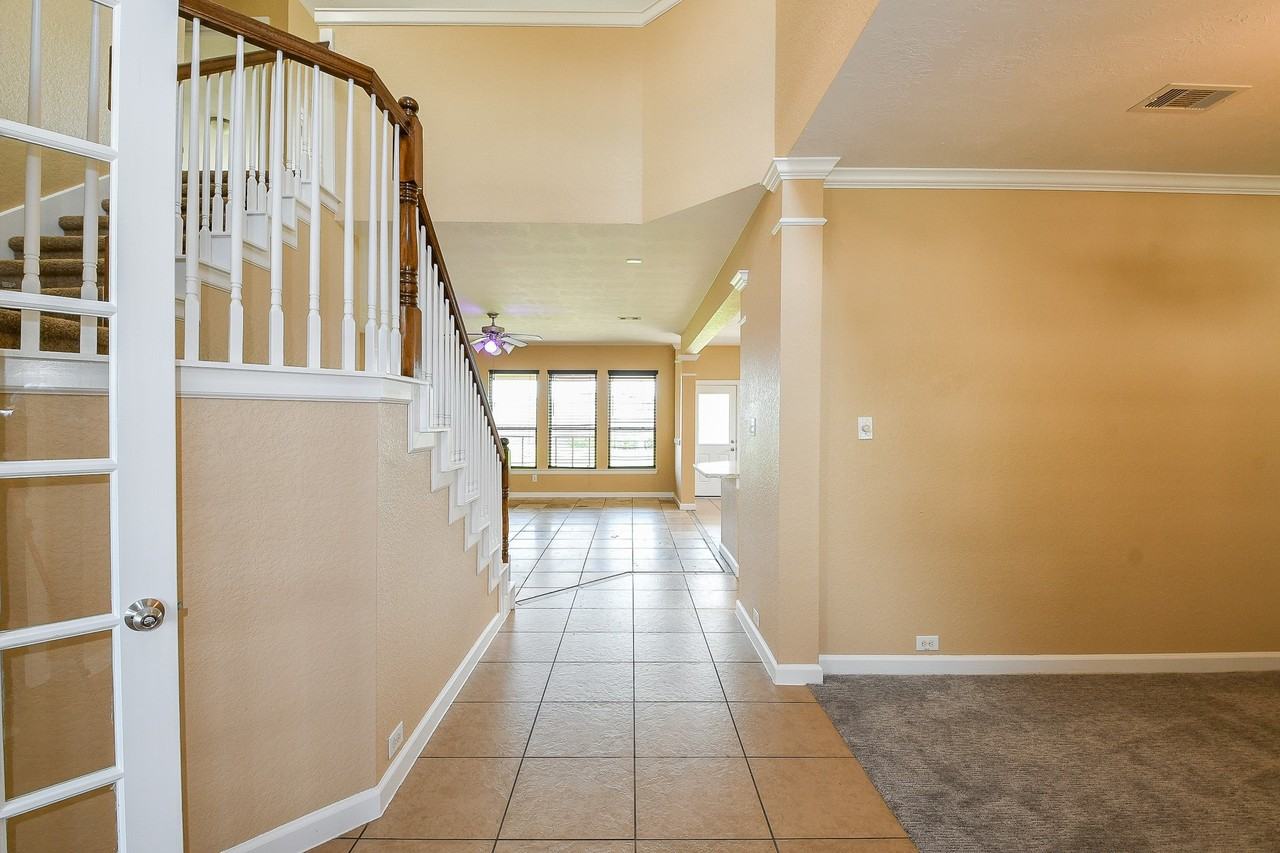 2123 Witham Park Ln #2123 - Photo 5 of 34