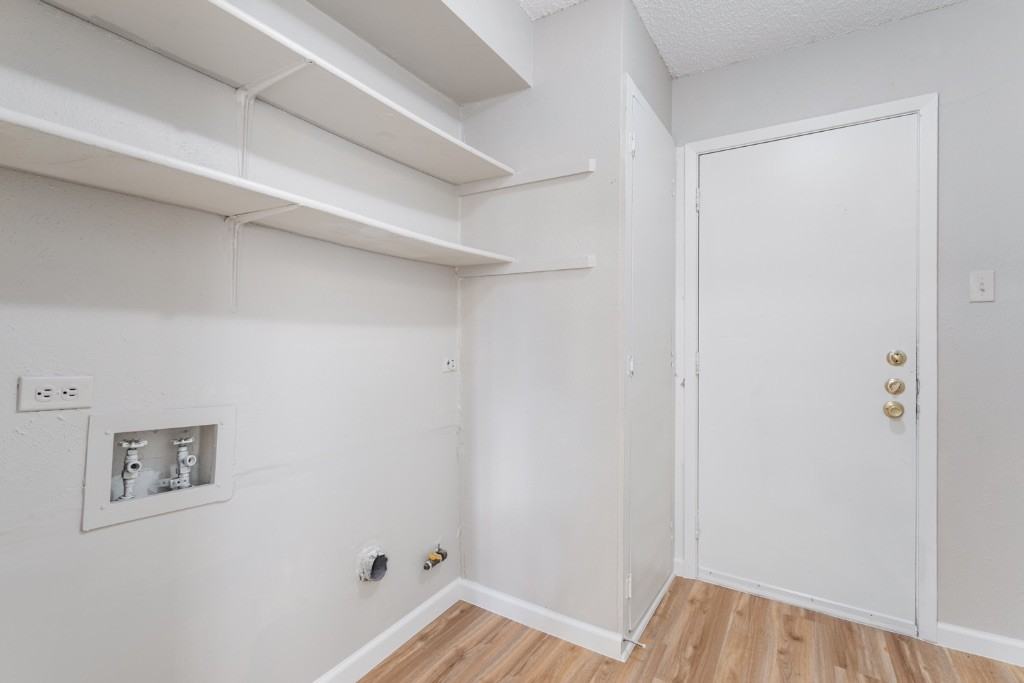 10503 Little Pebble Dr #10503B - Photo 4 of 18