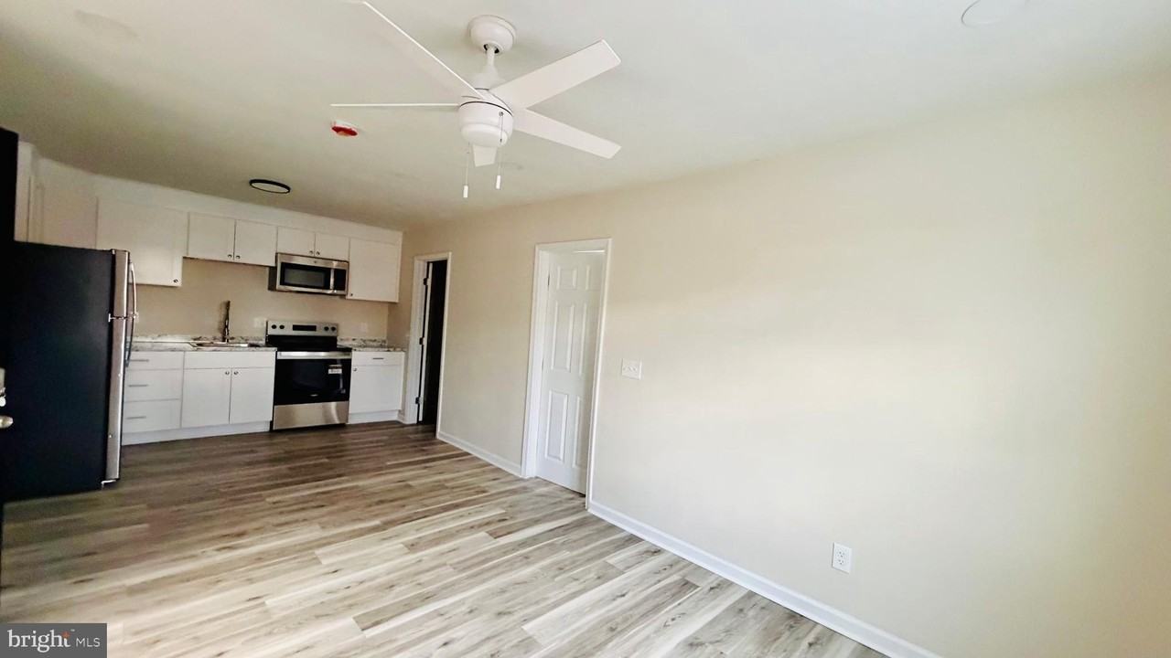 515 Broadway St - Photo 3 of 12