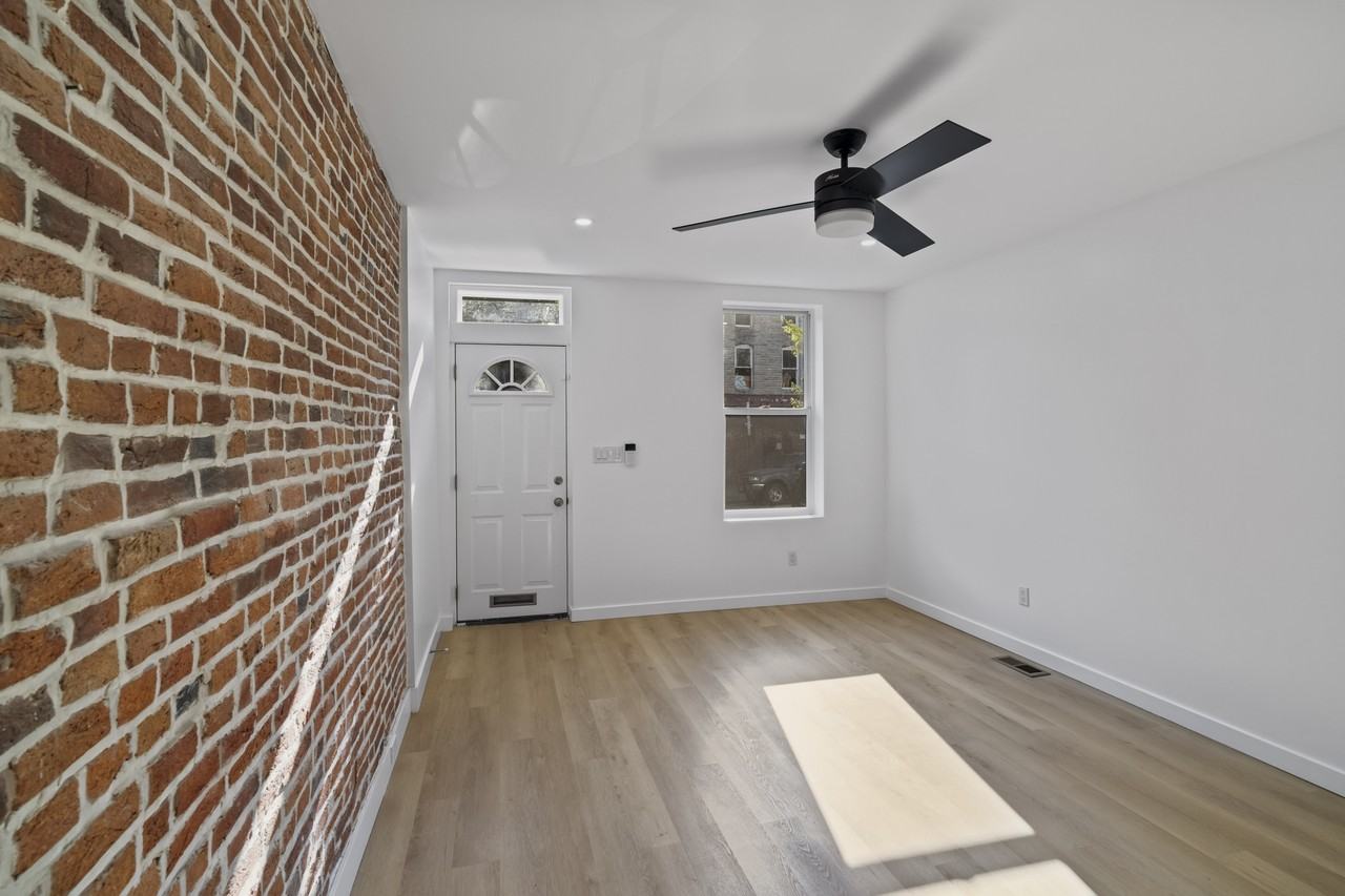 105 S Poppleton St - Photo 2 of 39