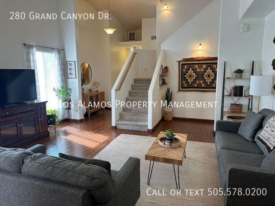 280 Grand Canyon Dr - Photo 3 of 33