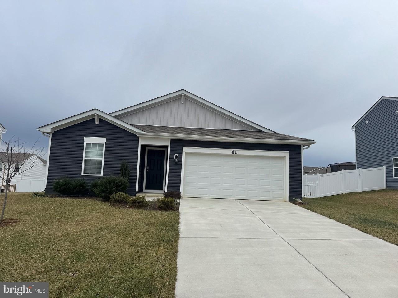 61 Bar Harbor Ter - Photo 3 of 30