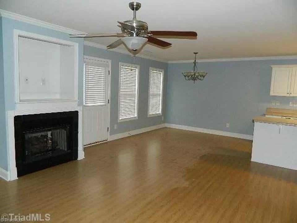 203 Brighton Village Ln - Photo 5 of 6