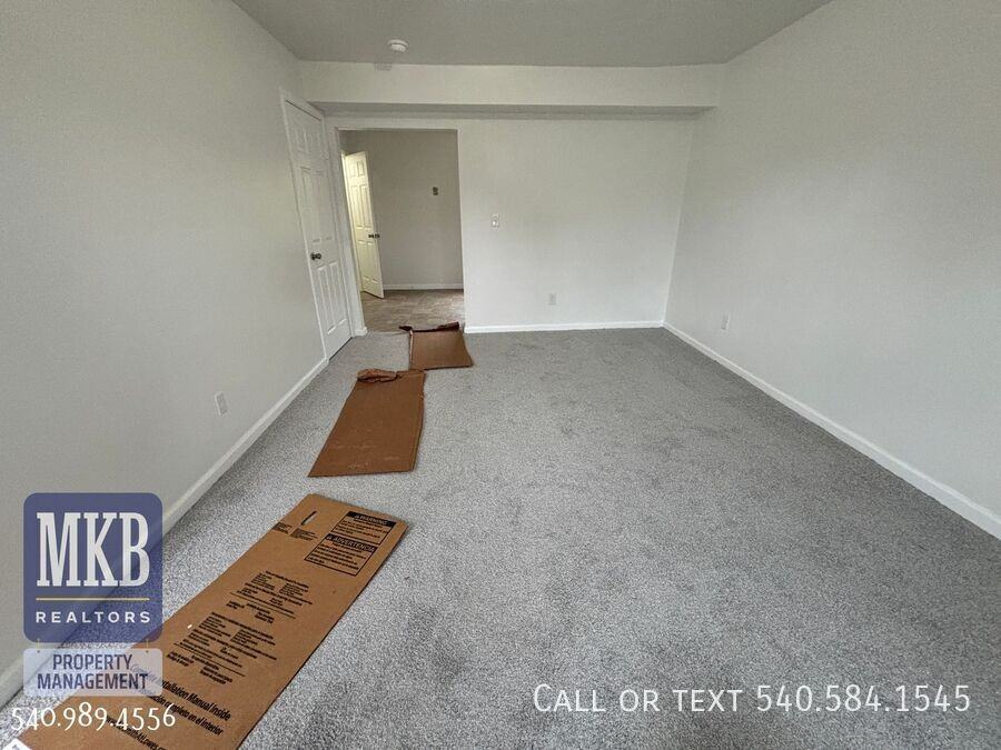 1227 Ruddell Rd - Photo 5 of 18