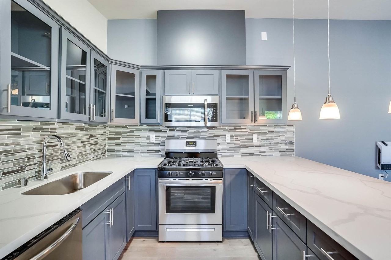 3530 W Adams Blvd #90 - Photo 5 of 21