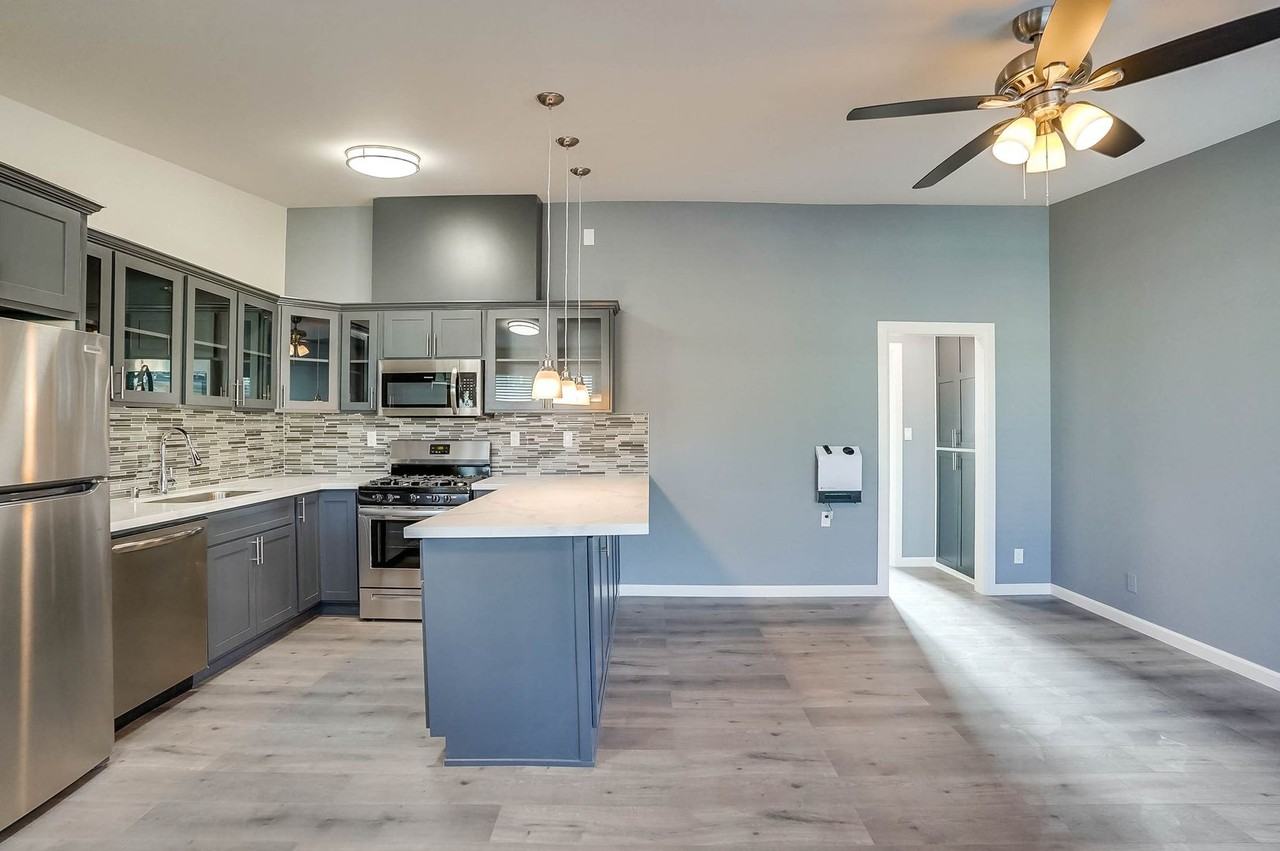 3530 W Adams Blvd #90 - Photo 6 of 21