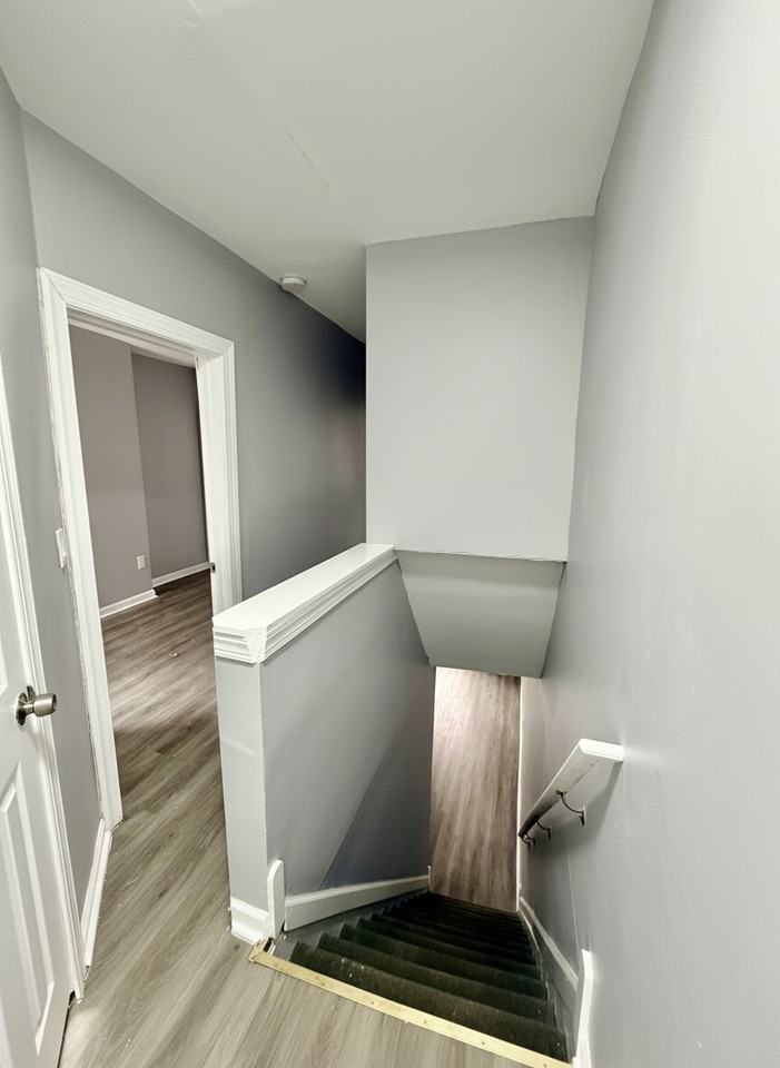 3957 Ogden St - Photo 6 of 17