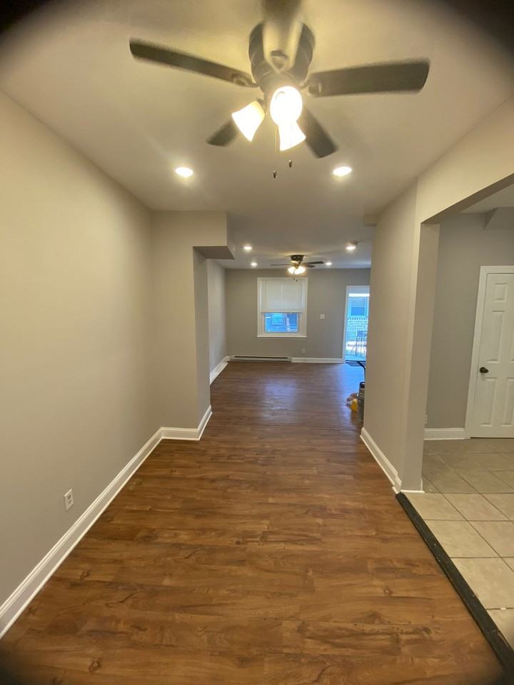 5917 Irving St - Photo 2 of 11