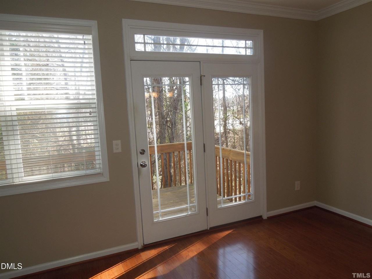 4622 Altha St - Photo 3 of 8