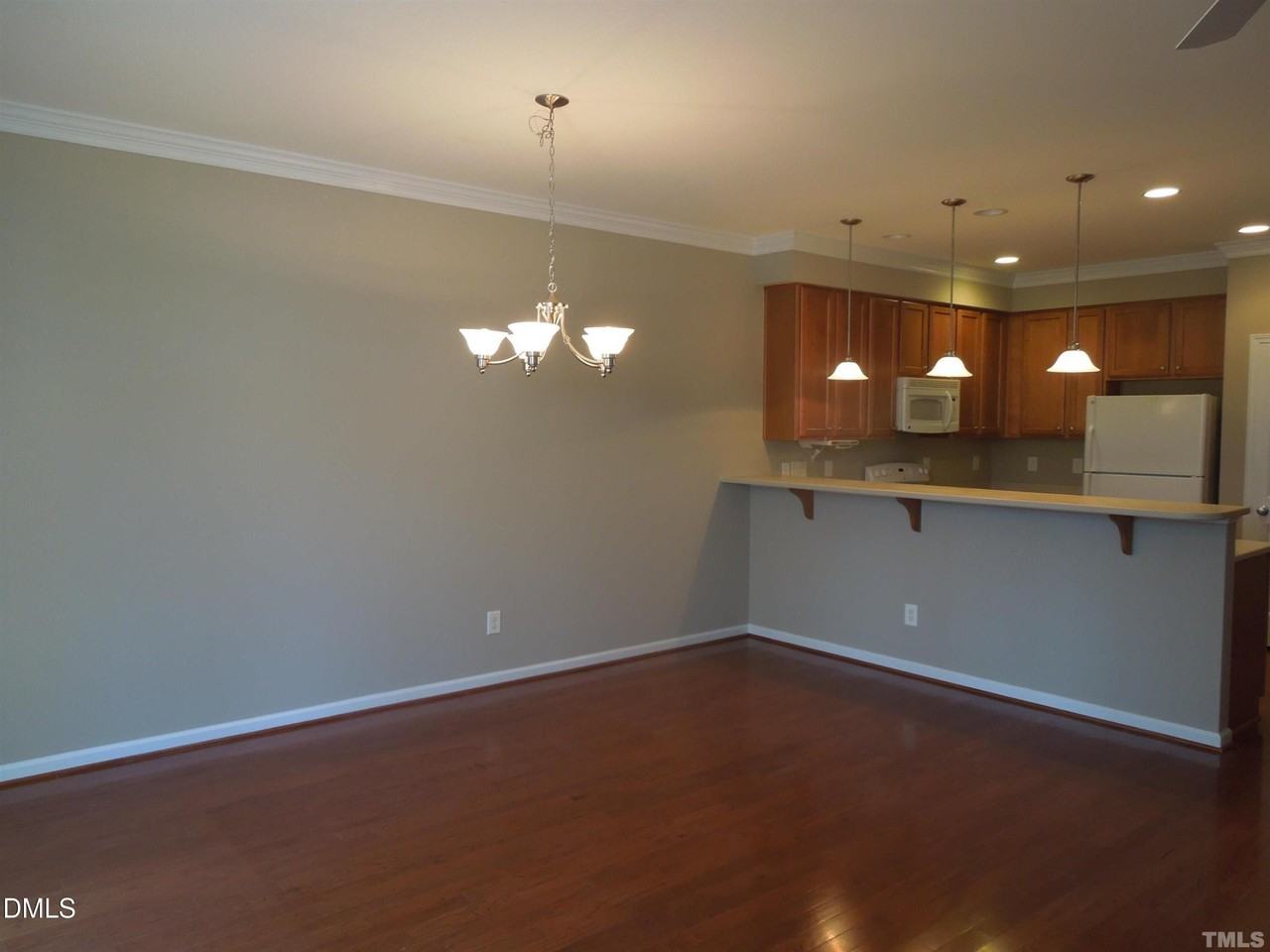 4622 Altha St - Photo 4 of 8