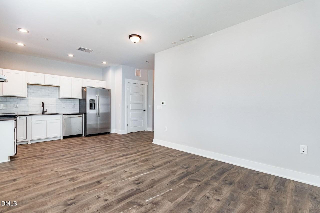 639 N Oneil St Apt 102 #102 - Photo 4 of 8