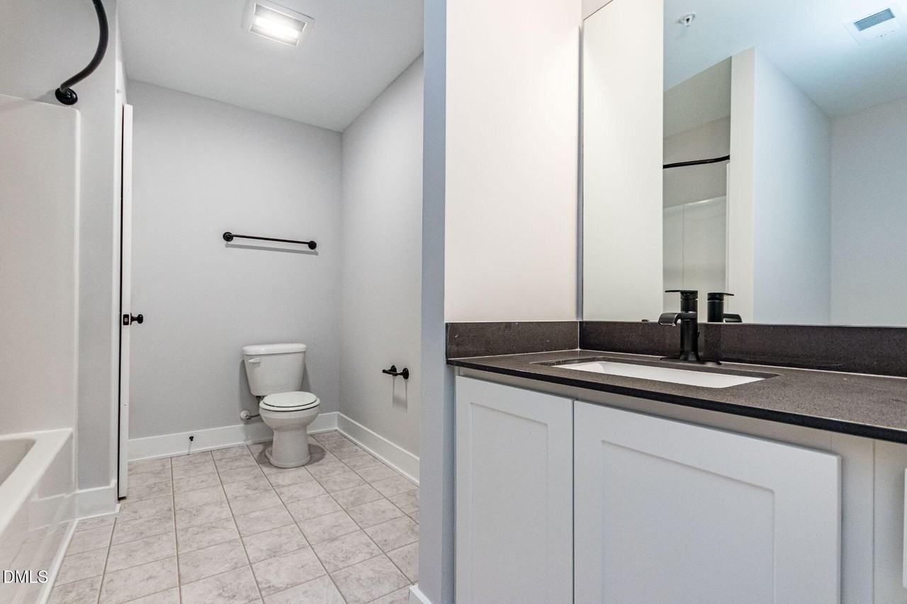 639 N Oneil St Apt 102 #102 - Photo 7 of 8