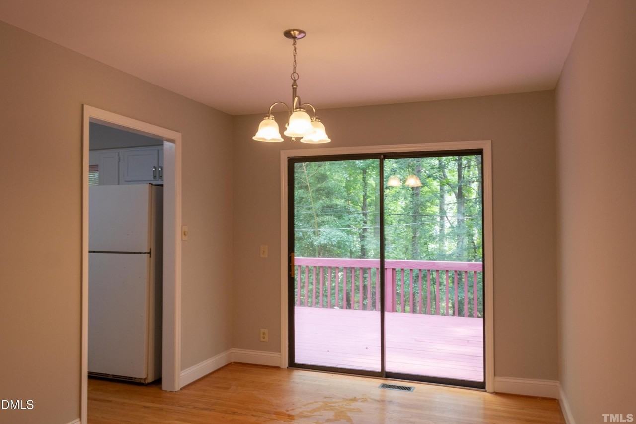 417 Landerwood Ln - Photo 5 of 27