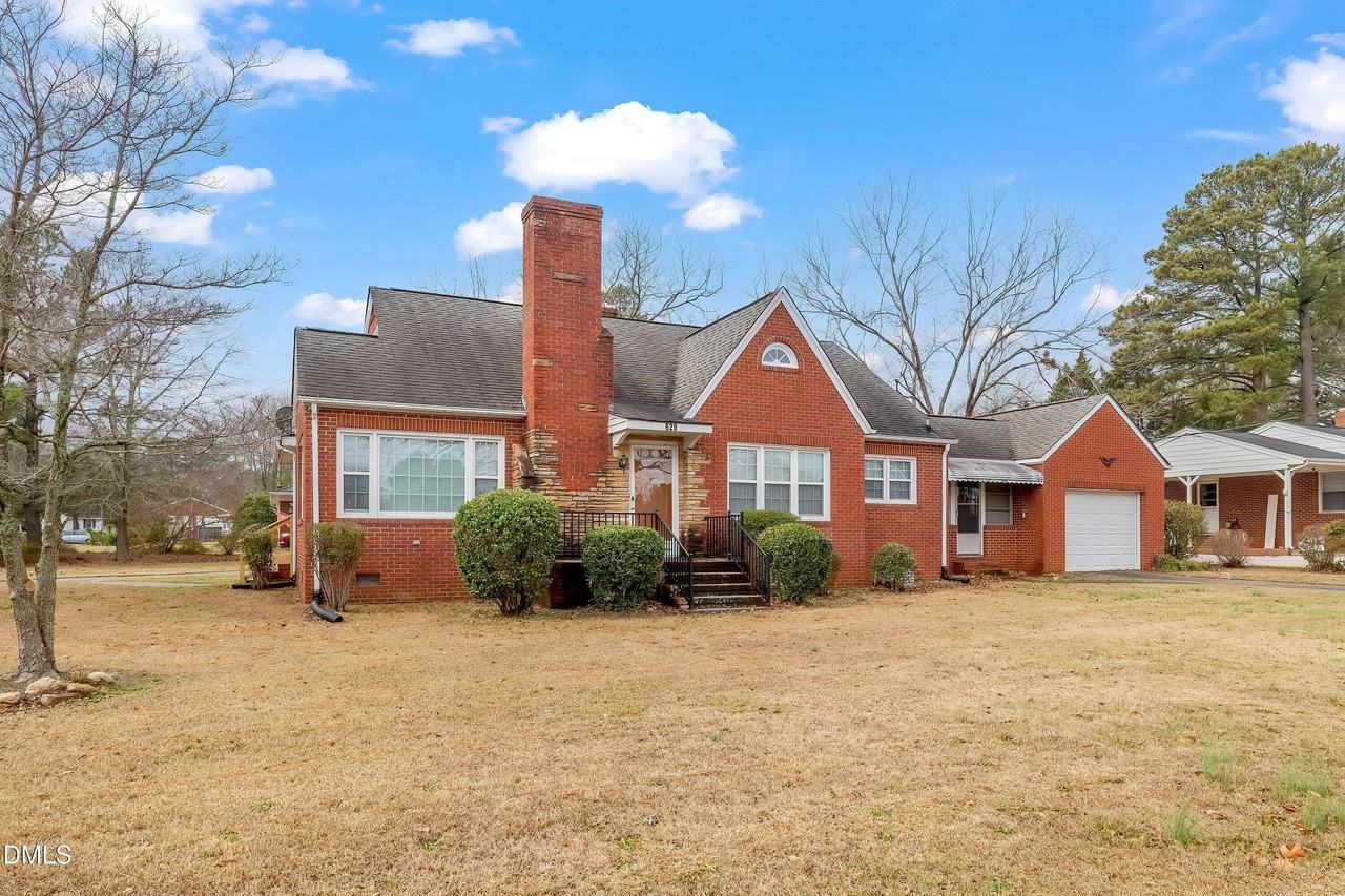 629 E Main St - Photo 2 of 39