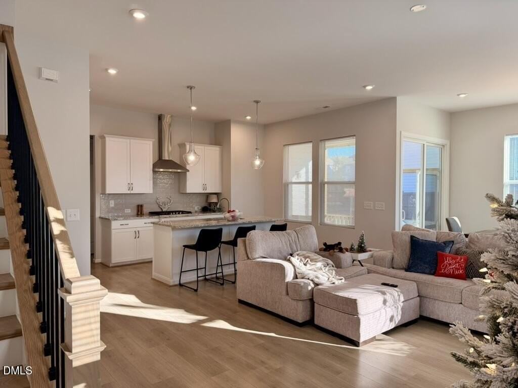 52 Comfort Ct - Photo 7 of 50