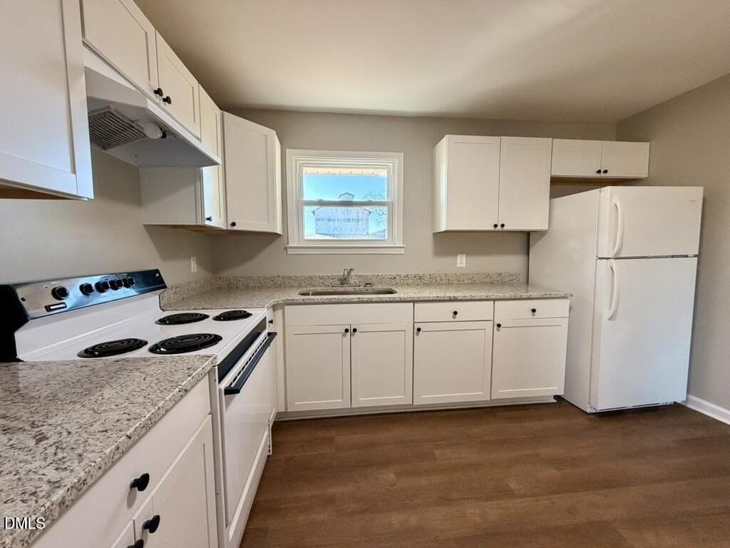 910 E Divine St - Photo 6 of 30