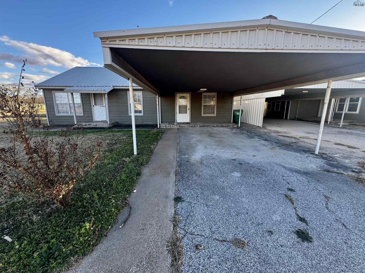 605 E Alameda St - Photo 2 of 18