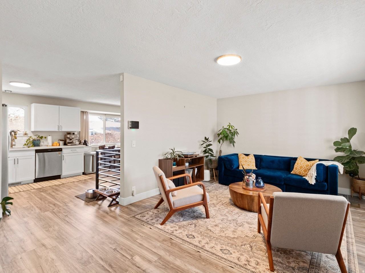 5189 S Espadrille Dr - Photo 2 of 23