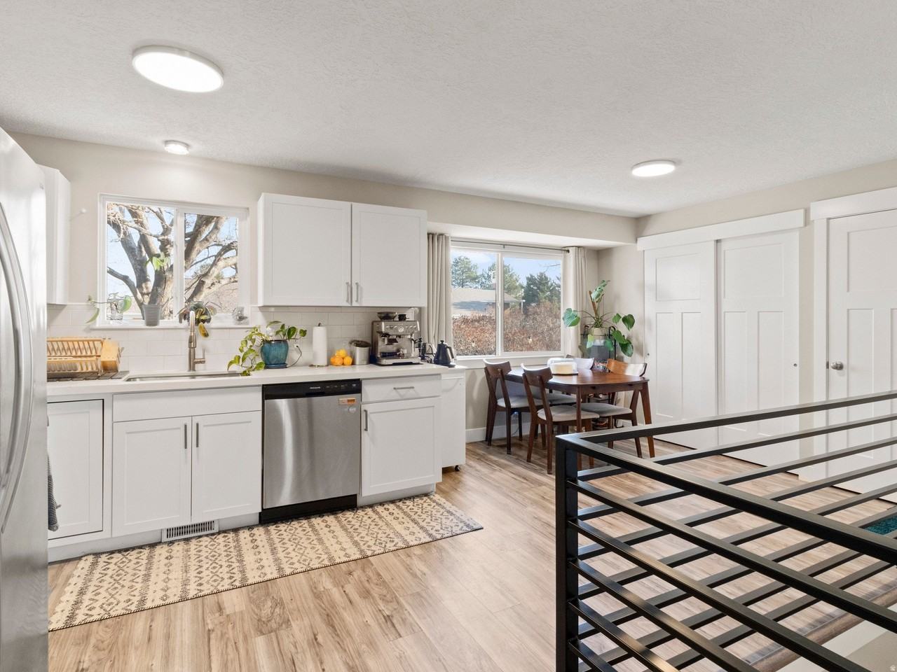 5189 S Espadrille Dr - Photo 4 of 23