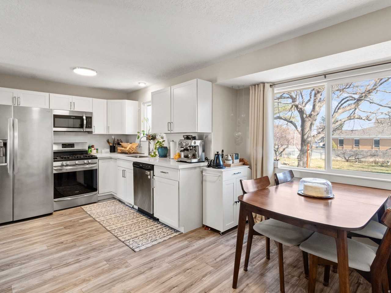 5189 S Espadrille Dr - Photo 5 of 23