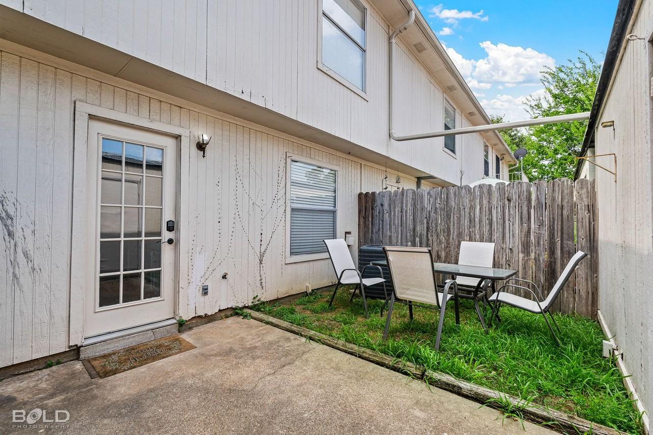 5705 E Texas St #47 - Photo 4 of 25