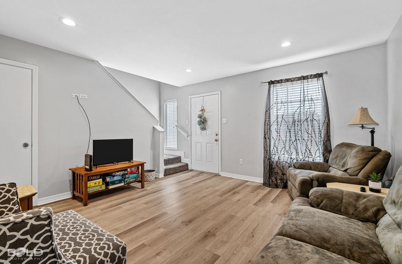 5705 E Texas St #47 - Photo 7 of 25