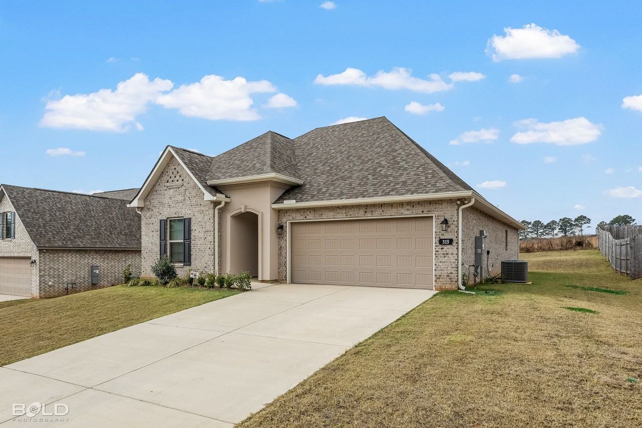 315 Hummingbird Ln - Photo 4 of 40