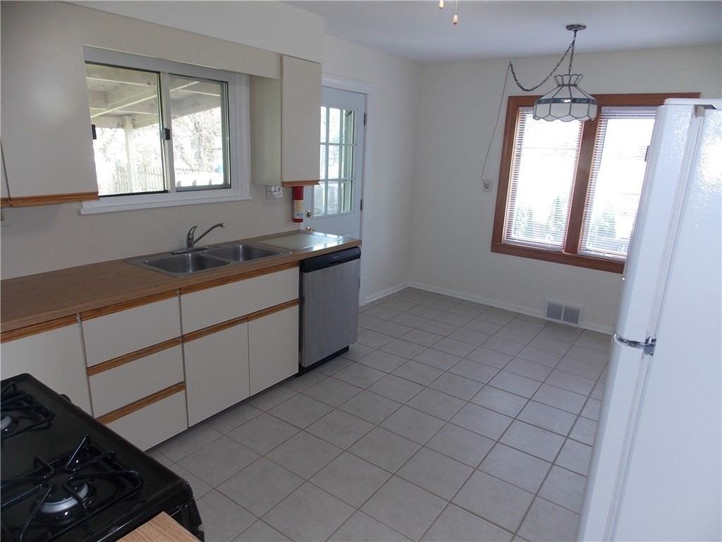 511 Pearl Ave - Photo 6 of 20