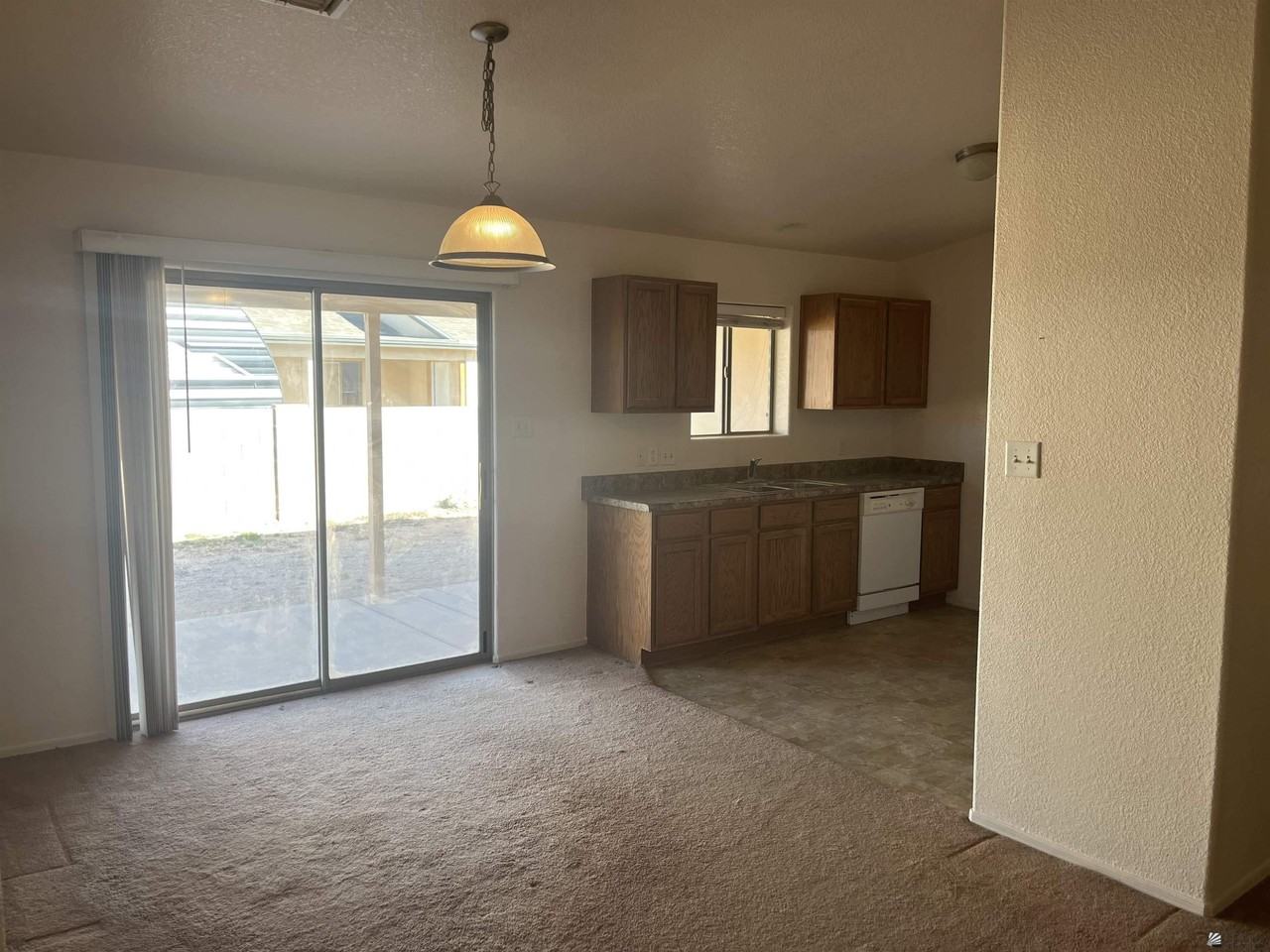 10476 S Tornado Ave - Photo 4 of 12