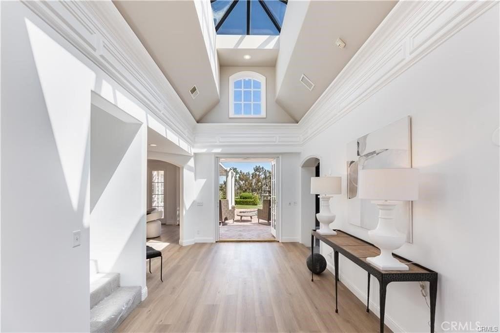 8 Sunpeak - Photo 4 of 50