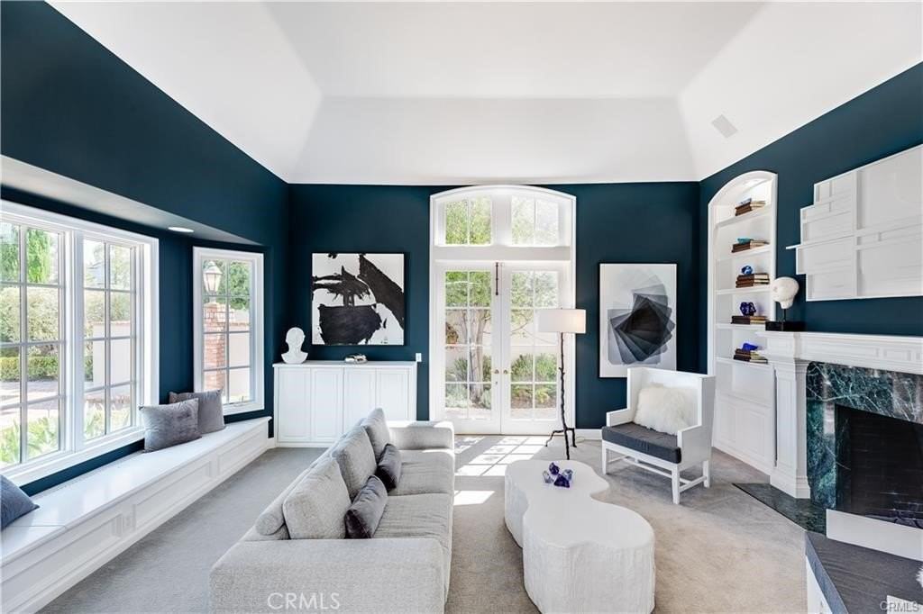 8 Sunpeak - Photo 7 of 50