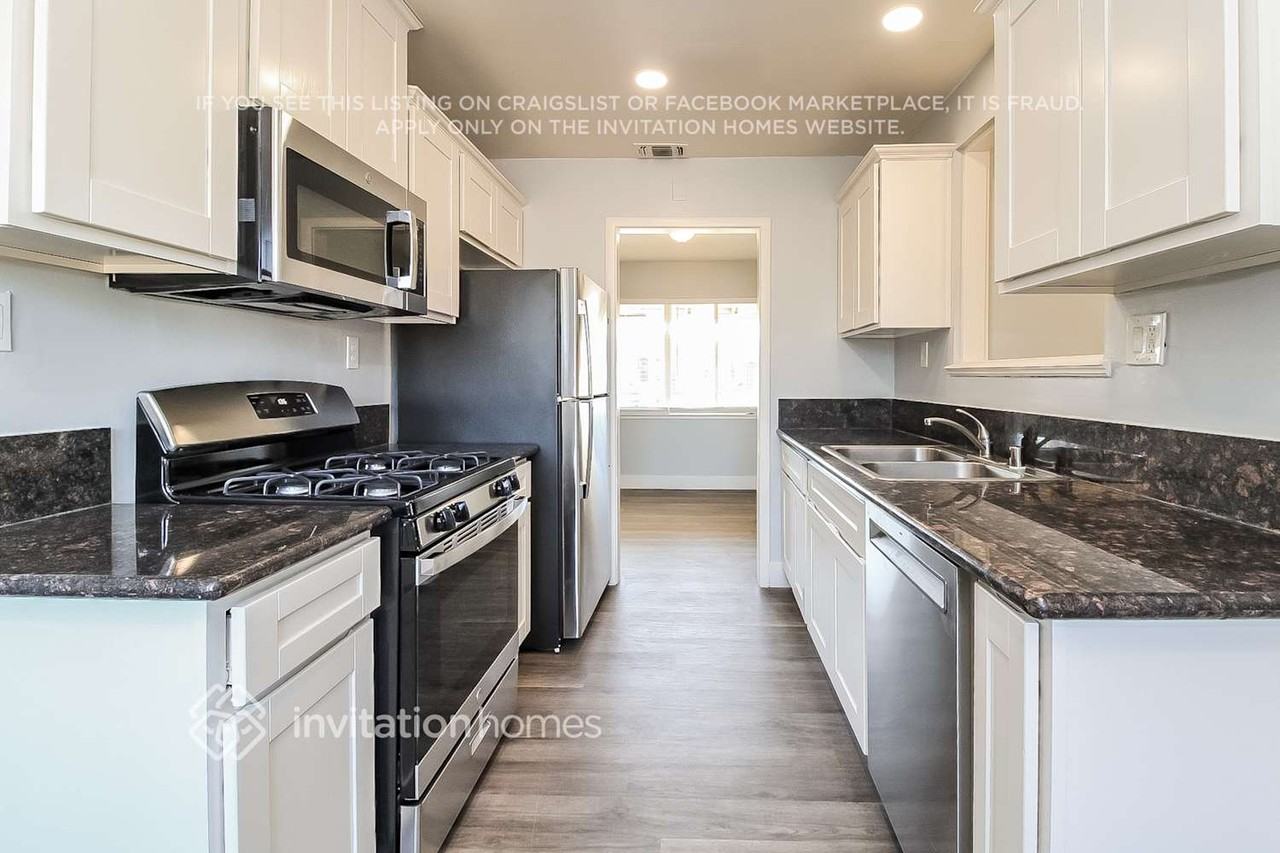 6408 Larry Way - Photo 7 of 17