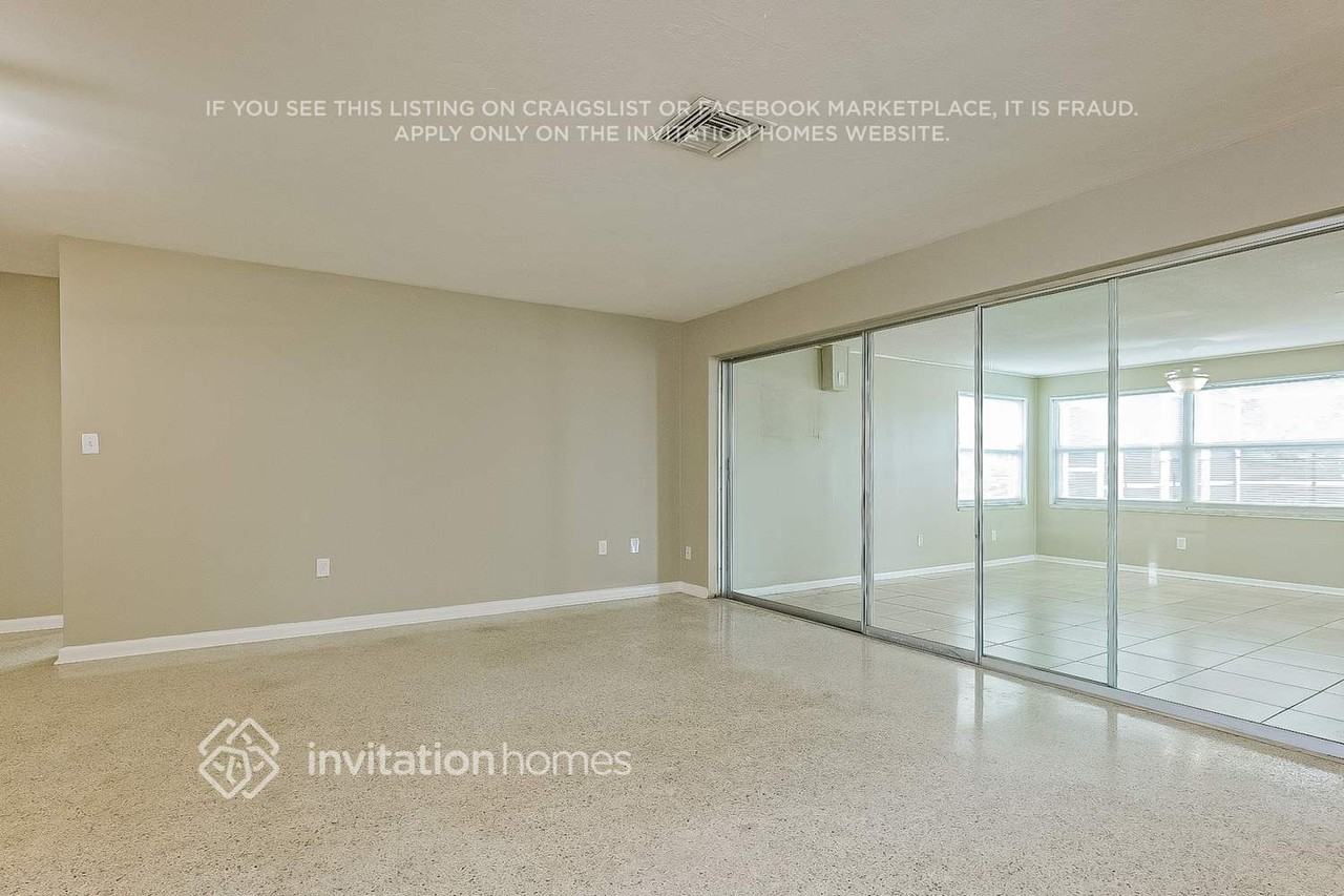 1577 Manchester Blvd - Photo 4 of 17