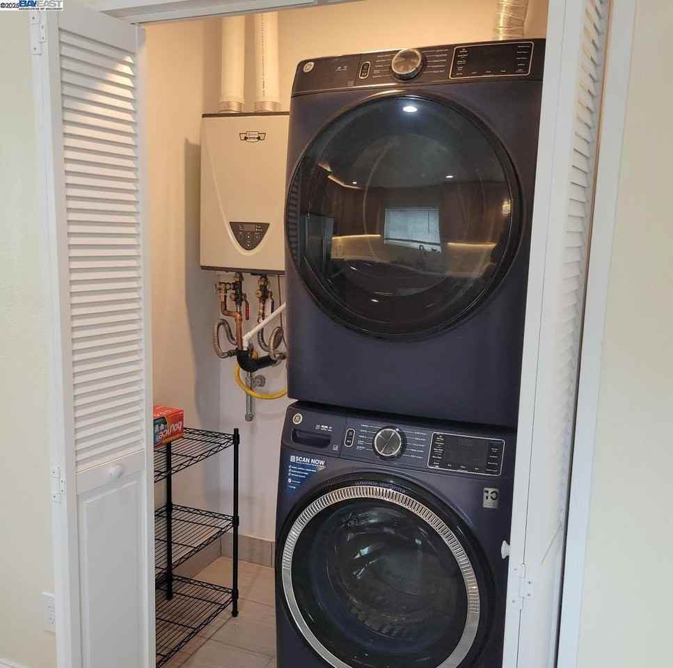 824 Humboldt St - Photo 6 of 21