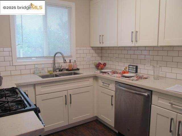 1112 W 8th St - Photo 6 of 13