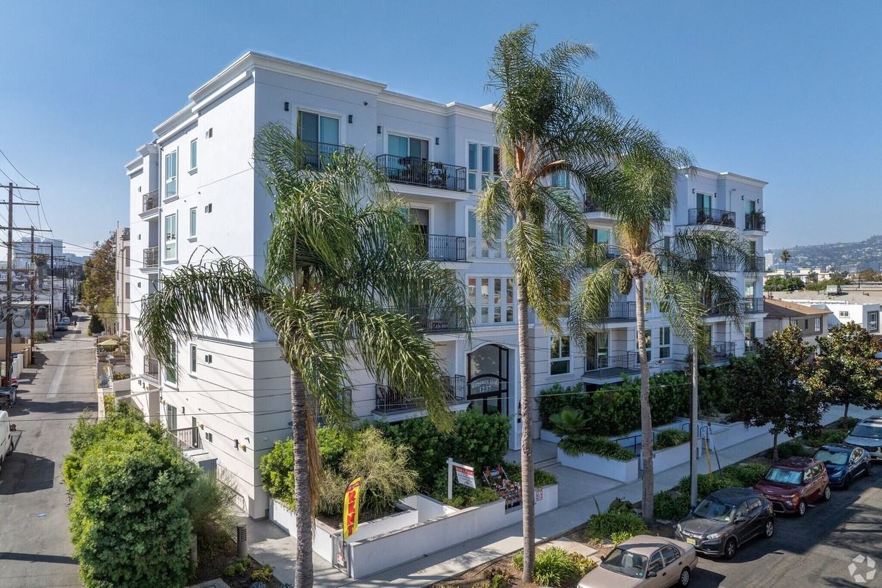 Regency Holt Apartments - Photo 2 of 50