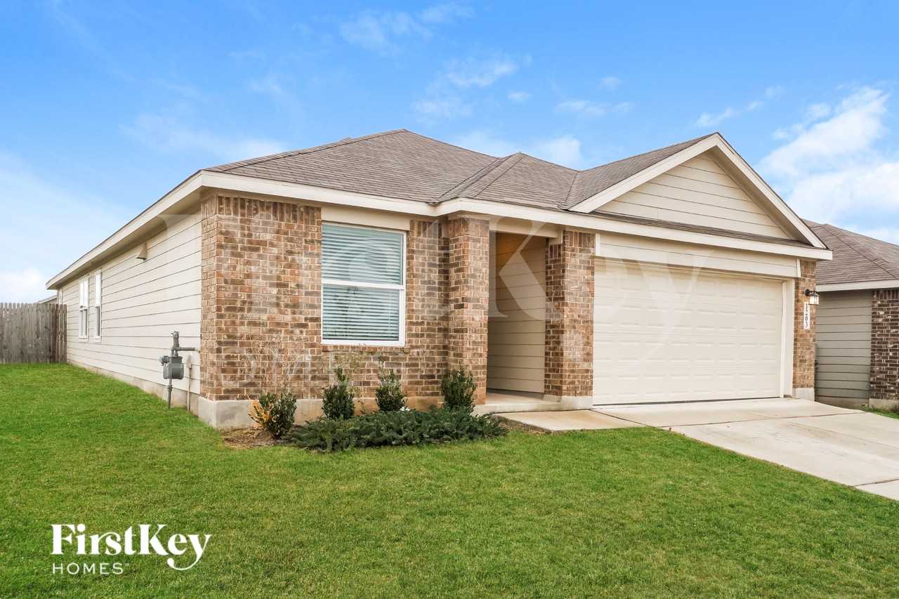 1203 White Willow - Photo 2 of 19