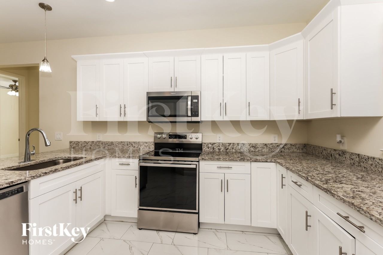 2607 6th St Sw - Photo 5 of 16